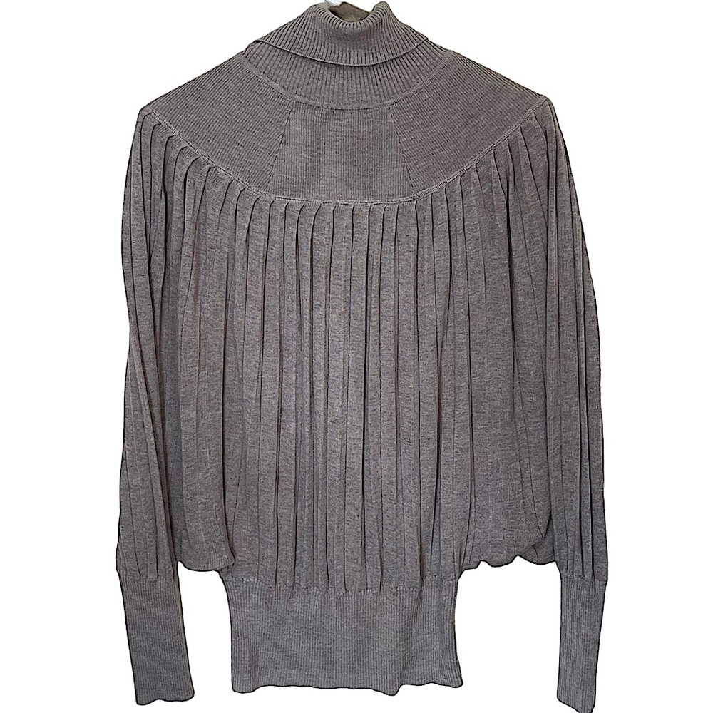 United States Sweaters Gray Turtleneck Pleated Batwing Sweater Size Small